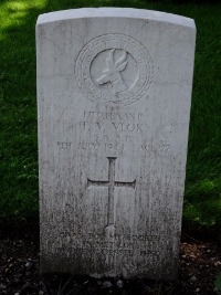 Klagenfurt War Cemetery - Vlok, T V